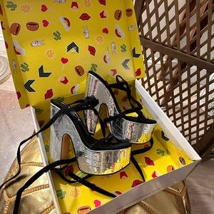 Retro Platform Lemon Drop Shoes- never been worn. Size 7